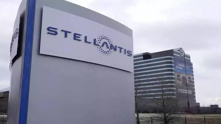 Czym jest projekt E-Car i co ogłosił Stellantis